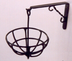 Hanging basket